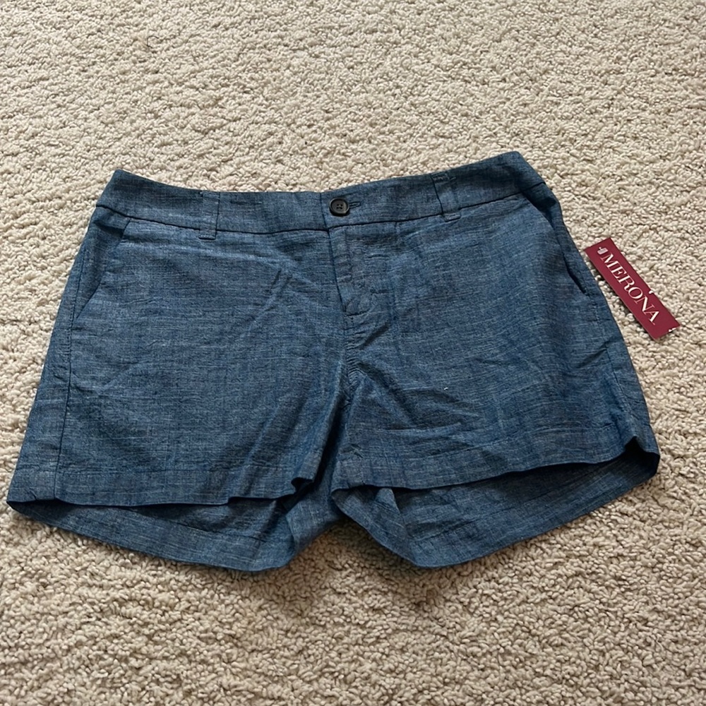 NWT navy Merona shorts! Size 2 and perfect condition